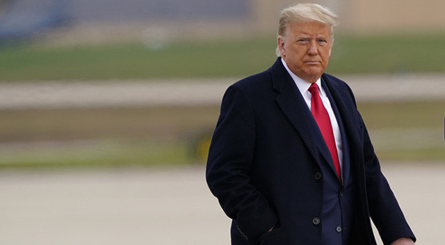 FBI: Trump'ın evinde 'çok gizli' belgeler ele geçirildi FBI: Trump'ın evinde 'çok gizli' belgeler ele geçirildi