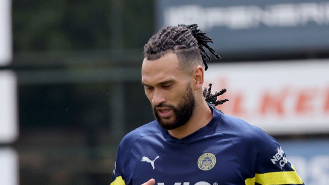 Fenerbahçe'de bir ayrılık daha: Steven Caulker ile yollar ayrıldı Fenerbahçe'de bir ayrılık daha: Steven Caulker ile yollar ayrıldı