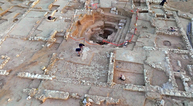 İsrail’de erken İslami döneme ait 1200 yıllık özel mülk keşfedildi İsrail’de erken İslami döneme ait 1200 yıllık özel mülk keşfedildi