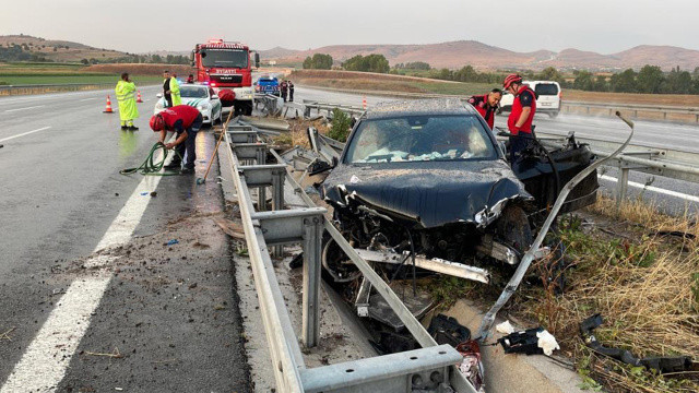 İstanbul-İzmir yolunda feci kaza! Bir aile yok oldu