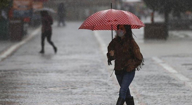 Meteoroloji’den 11 il için turuncu ve sarı kodlu uyarı: Sel, su baskını, sağanak Meteoroloji’den 11 il için turuncu ve sarı kodlu uyarı: Sel, su baskını, sağanak