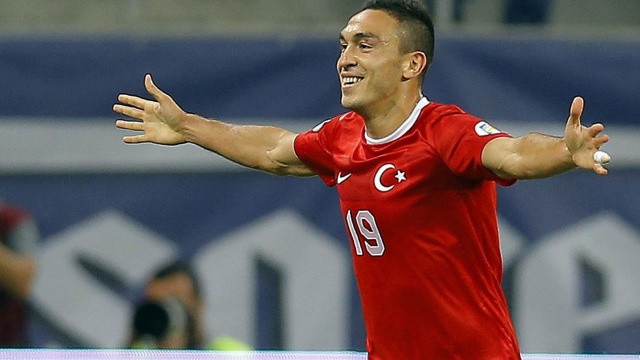 Mevlüt Erdinç futbolu bıraktı! Mevlüt Erdinç futbolu bıraktı!