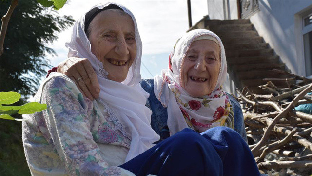 Ordu'dan üzen haber! Üçüz nineler tek kaldı Ordu'dan üzen haber! Üçüz nineler tek kaldı