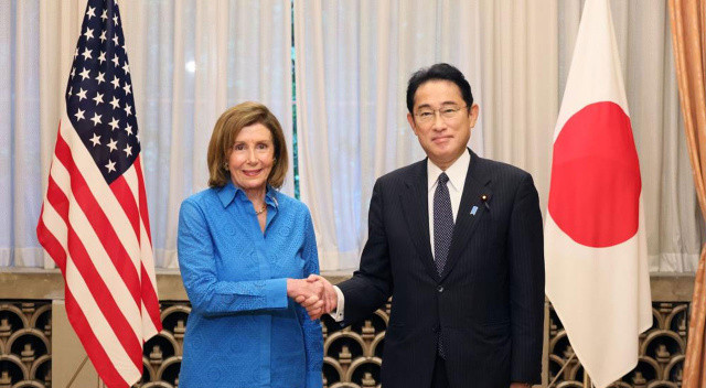 Pelosi ve Japonya Başbakanı Kishida’dan Çin’e ortak çağrı: Derhal Durdurulmalı Pelosi ve Japonya Başbakanı Kishida’dan Çin’e ortak çağrı: Derhal Durdurulmalı