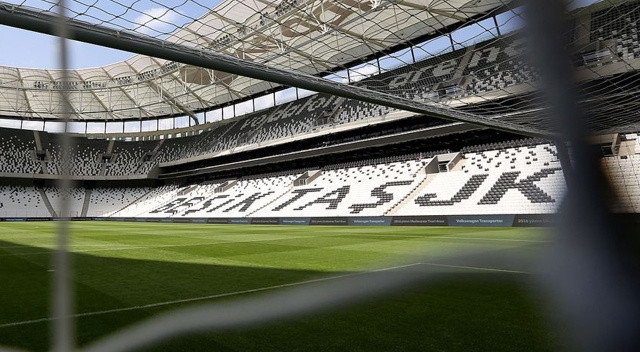 Beşiktaş'tan hakeme tepki: 'Hiçbir maçımızda görmek istemiyoruz' Beşiktaş'tan hakeme tepki: 'Hiçbir maçımızda görmek istemiyoruz'