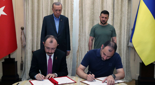 Türkiye ve Ukrayna arasında Altyapı İyileştirmeye İlişkin Mutabakat Zaptı imzalandı Türkiye ve Ukrayna arasında Altyapı İyileştirmeye İlişkin Mutabakat Zaptı imzalandı