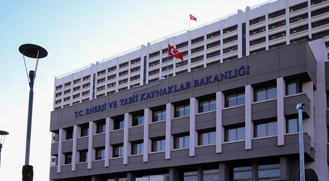 Bakanlıktan &#039;Görevden alma&#039; iddialarına yalanlama geldi