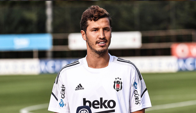 Beşiktaş, Kuntz&#039;dan cevap bekliyor: Salih Uçan neden yok?