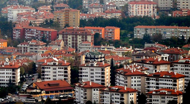 Emlakçıların yeni oyunu deşifre oldu: Kiraları borsa gibi yükseltiyor