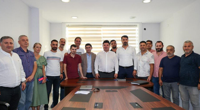 İşçilerin yüzü güldü! En düşük işçi maaşı 11 bin 500 TL oldu İşçilerin yüzü güldü! En düşük işçi maaşı 11 bin 500 TL oldu