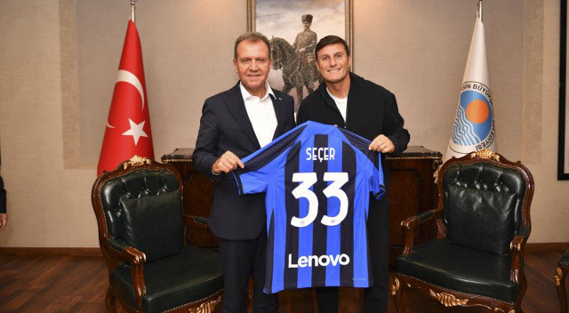 Javier Zanetti Mersin&#039;de... İnter efsanesi Mersin BŞB Başkanı Vahap Seçer&#039;i ziyaret etti
