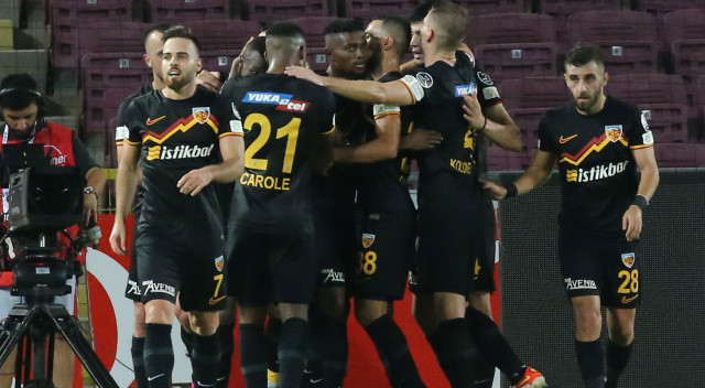 Kayserispor keyiften 4 köşe! Hatayspor&#039;da teknik direktör değişimi yakın