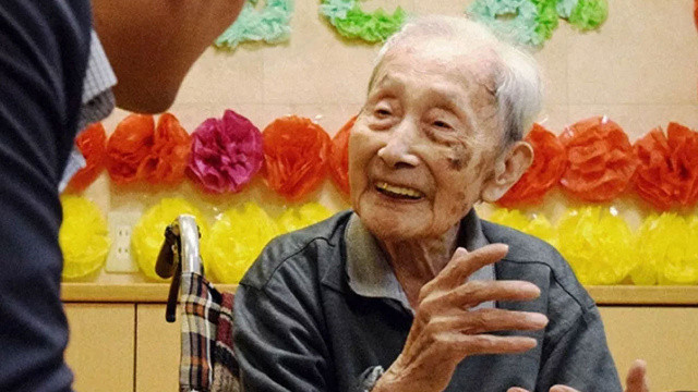 Koca bir asır yaşadı... Japonya'nın en yaşlı erkeği hayatını kaybetti Koca bir asır yaşadı... Japonya'nın en yaşlı erkeği hayatını kaybetti