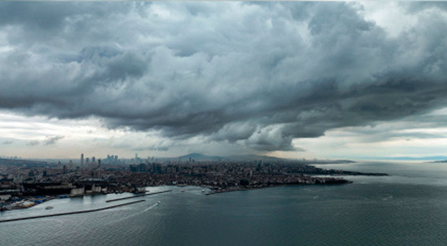 Meteoroloji İstanbul için uyardı: Gök gürültülü sağanak geliyor Meteoroloji İstanbul için uyardı: Gök gürültülü sağanak geliyor