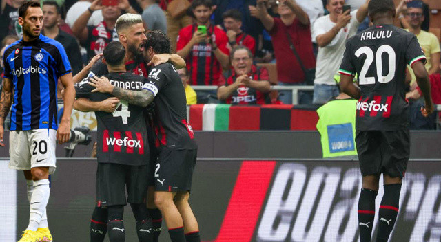 Milan - İnter derbisinde son şampiyon 3-2 galip geldi, Hakan Çalhanoğlu yine hedefteki isimdi Milan - İnter derbisinde son şampiyon 3-2 galip geldi, Hakan Çalhanoğlu yine hedefteki isimdi