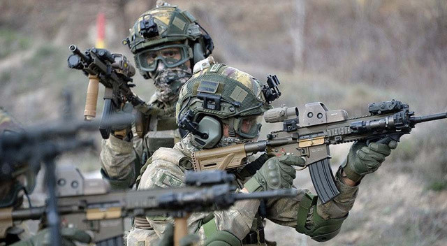 MSB duyurdu: Zeytin Dalı bölgesinde 14 PKK/YPG’li teröristi etkisiz hâle getirildi MSB duyurdu: Zeytin Dalı bölgesinde 14 PKK/YPG’li teröristi etkisiz hâle getirildi