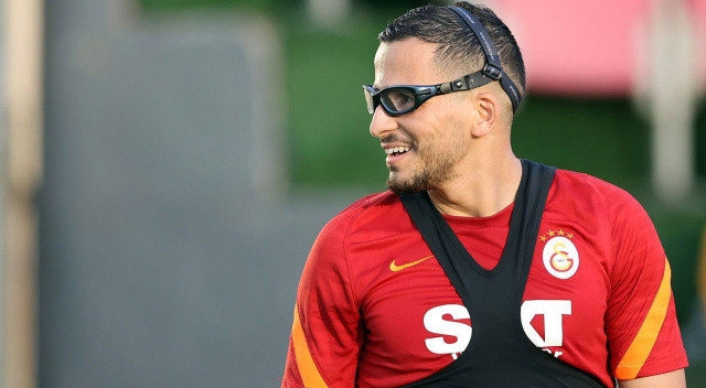 Omar Elabdellaoui Galatasaray'dan ayrılmak için servet istedi! Yönetimi şaşırtan talep Omar Elabdellaoui Galatasaray'dan ayrılmak için servet istedi! Yönetimi şaşırtan talep