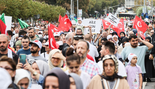 On binlerce vatandaş sapkınlığa dur dedi On binlerce vatandaş sapkınlığa dur dedi