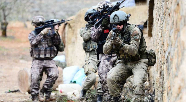 Pençe-Kilit'le teröre geçit yok! 2 terörist etkisiz hale getirildi Pençe-Kilit'le teröre geçit yok! 2 terörist etkisiz hale getirildi