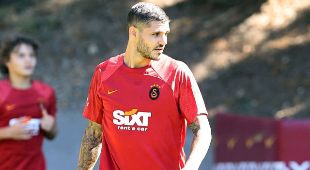 PSG'den Galatasaray'a Mauro Icardi ricası! Arjantinli yıldızın açıklanan maaşı kafa karıştırmıştı PSG'den Galatasaray'a Mauro Icardi ricası! Arjantinli yıldızın açıklanan maaşı kafa karıştırmıştı