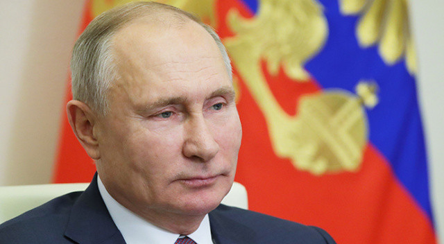 Putin'den ortalığı karıştıracak hamle: Kararnameyi İmzaladı Putin'den ortalığı karıştıracak hamle: Kararnameyi İmzaladı