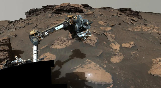 Şimdiye kadarki en büyük keşif! NASA, Mars&#039;ta organik madde buldu