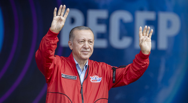 Cumhurbaşkanı Erdoğan'dan Yunanistan'a sert uyarı: İleri gidersen bedeli ağır olur Cumhurbaşkanı Erdoğan'dan Yunanistan'a sert uyarı: İleri gidersen bedeli ağır olur