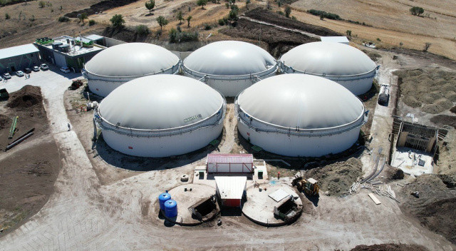 Türk girişimcilerden enerji krizini çözecek 'biyogaz' tesisi: 45 bin kişinin elektrik ihtiyacını karşılıyor Türk girişimcilerden enerji krizini çözecek 'biyogaz' tesisi: 45 bin kişinin elektrik ihtiyacını karşılıyor