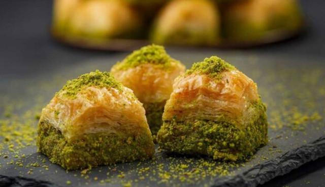 Fıstıkta 3 yıllık stok birikti