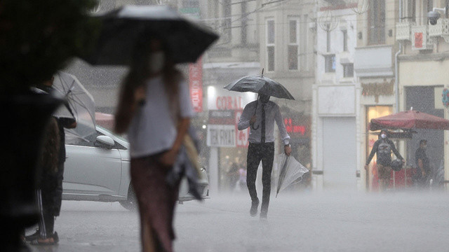 Meteoroloji il il uyardı! Sel ve su baskınlarına dikkat! 43 ilde alarm (6 Ekim 2022 hava durumu) Meteoroloji il il uyardı! Sel ve su baskınlarına dikkat! 43 ilde alarm (6 Ekim 2022 hava durumu)