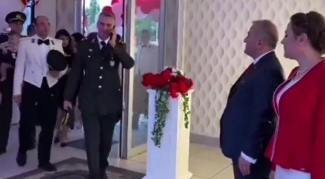 Tokat’taki skandal resepsiyon görüntülerine ilişkin MSB’den açıklama geldi: Olaya karışanlar görevden alındı Tokat’taki skandal resepsiyon görüntülerine ilişkin MSB’den açıklama geldi: Olaya karışanlar görevden alındı
