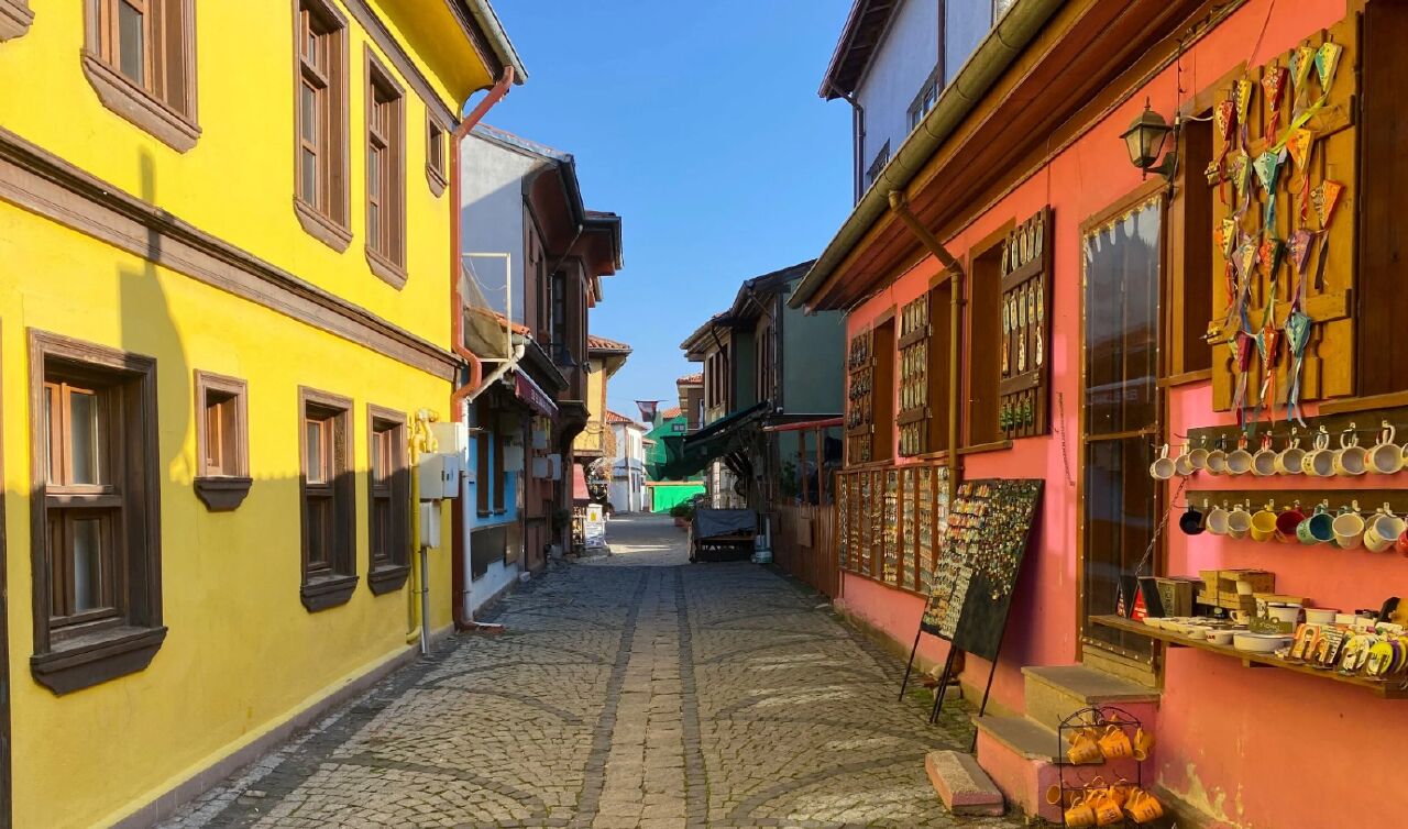 Baharın kalbinde bir şehir: Eskişehir
