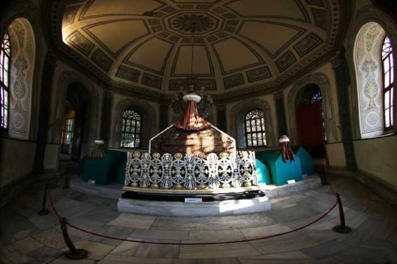Osman Gazi Türbesi