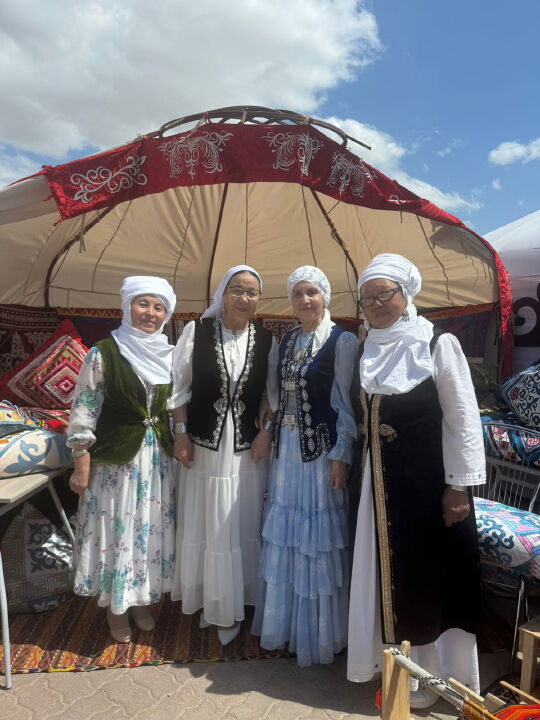Kazakistan’da “beyaz başörtüsü” kampanyası…