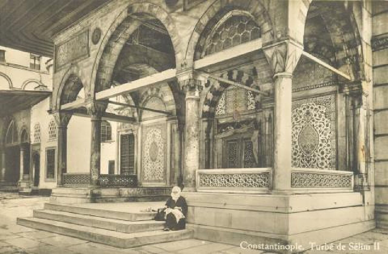 İmparatorluğun zafer abideleri - Padişah türbeleri