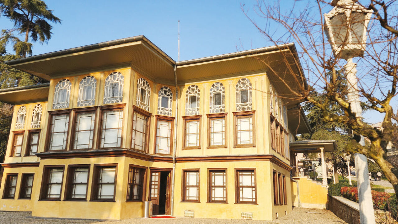 Aynalıkavak Kasrı