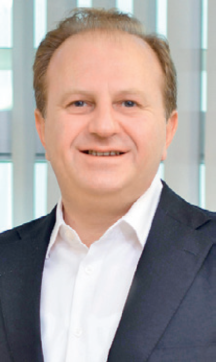 Hazır olun uçuşa geçtik kemerlerinizi bağlayın!