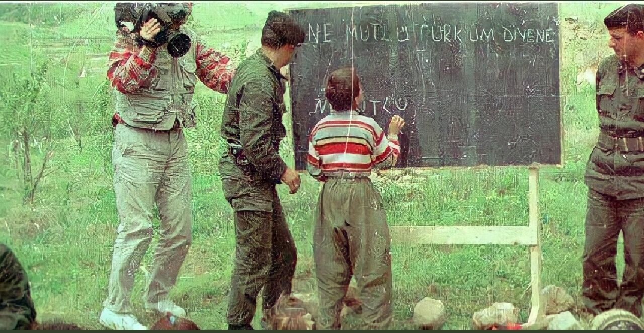 Türk mü? Türkiyeli mi?