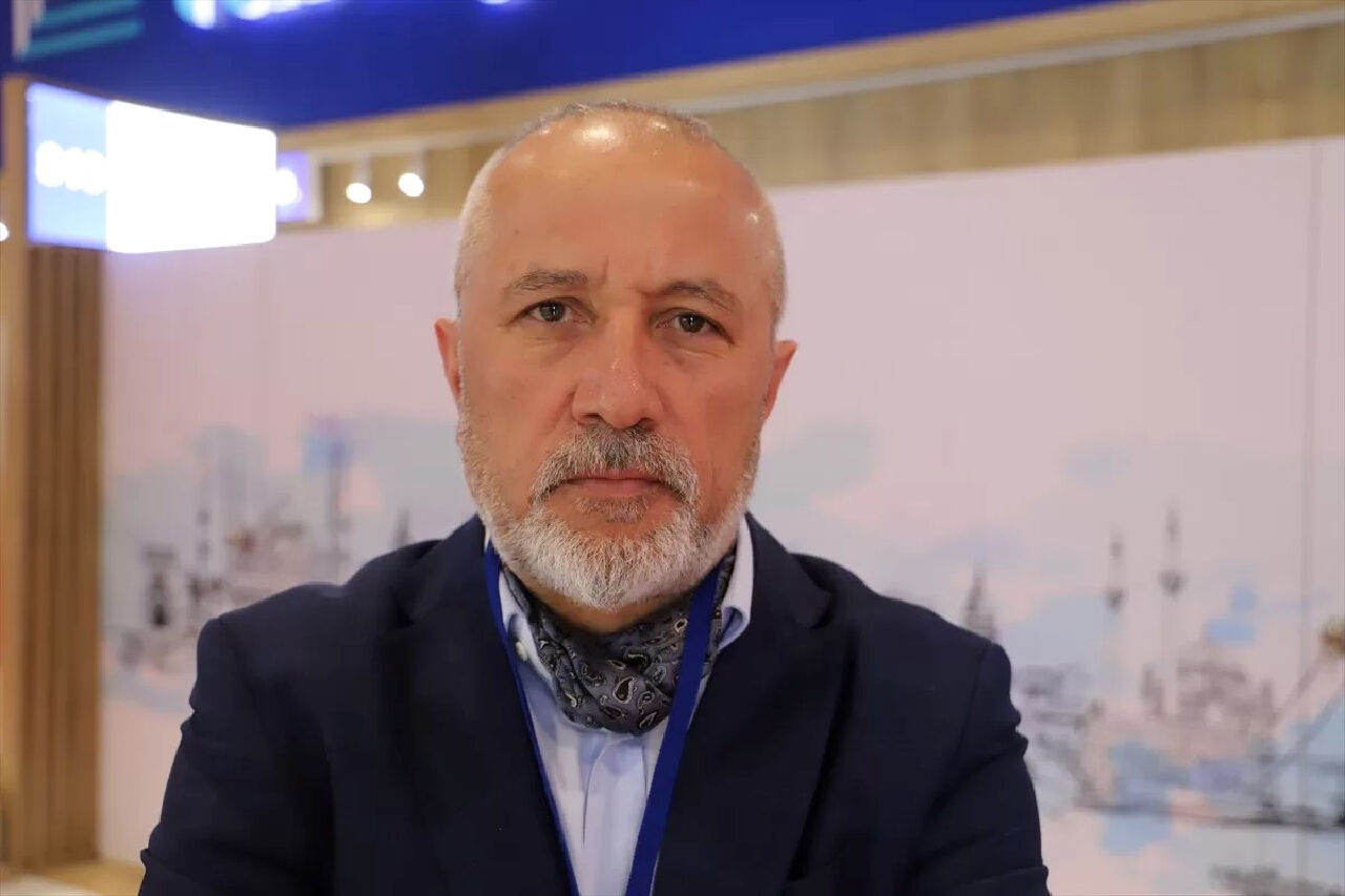 Ahmet Özer