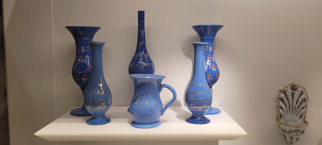 Atlar çıktı camlar girdi