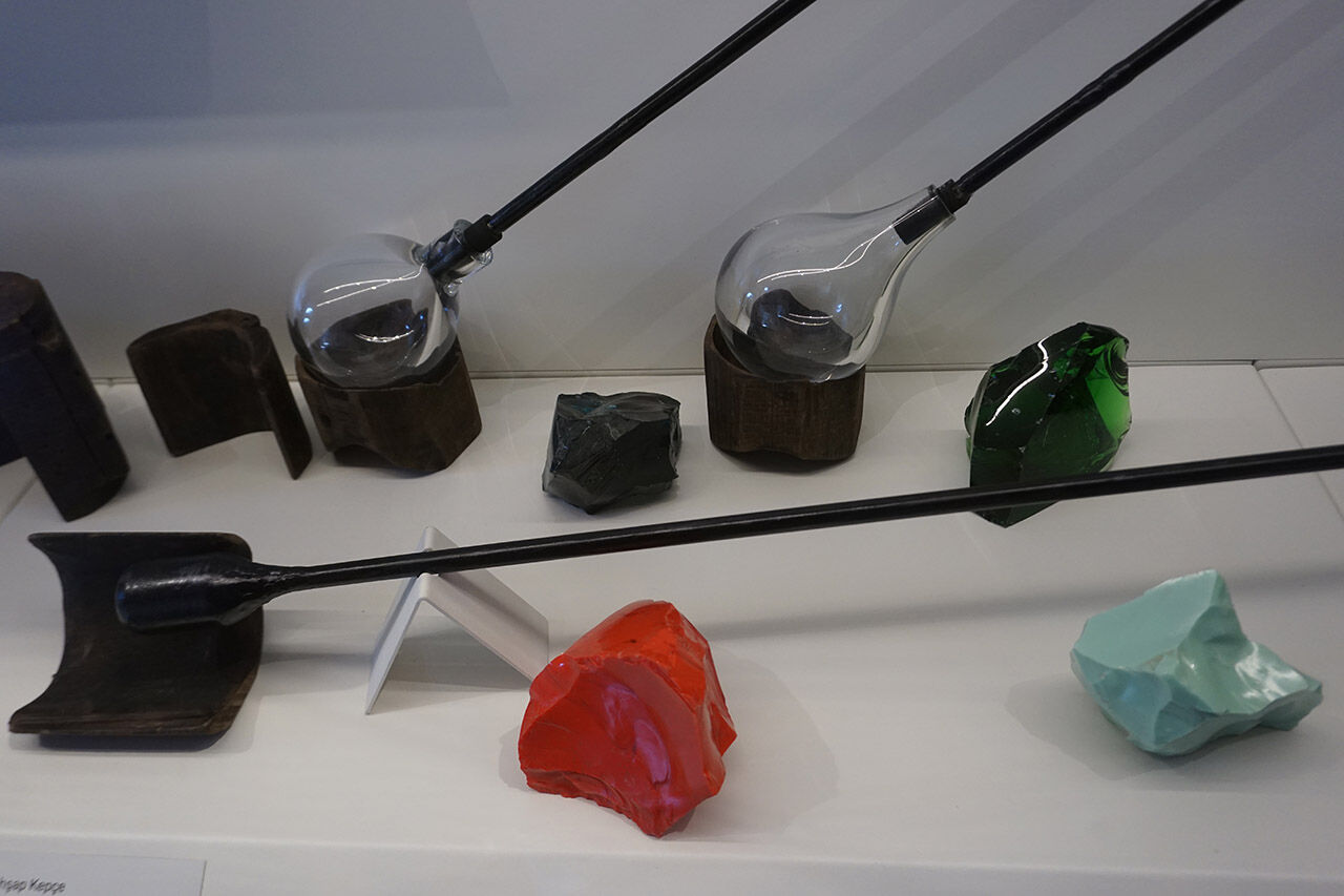 Atlar çıktı camlar girdi