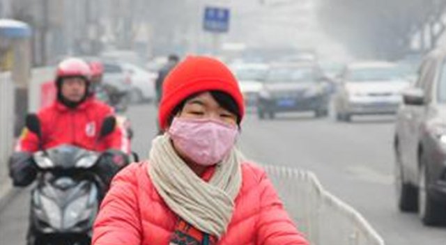 Pekin'de hava kirliliği riskli seviyede