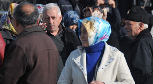 Çelişkili ifadeler kullanan madenciye ailelerden tepki