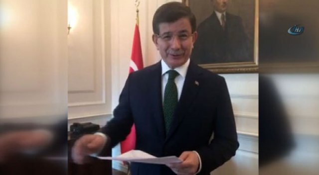 Davutoğlu, Facebook’tan yapılan canlı yayında konuştu