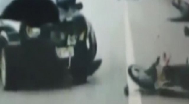 Havada taklalar attı!