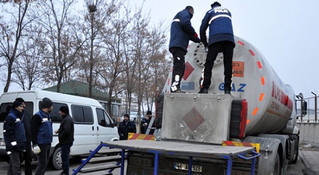 LPG tankerinde gümrük kaçağı 35 bin paket sigara çıktı
