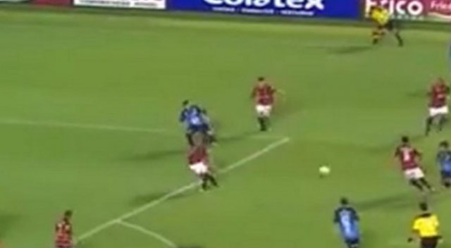 Puskas yılın golüne aday olur!