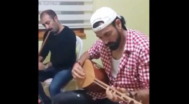 Servet Çetin ve saz arkadaşları!