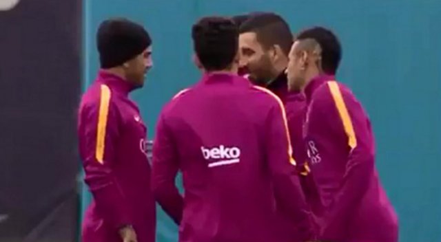 Arda ile Neymar'ın arasından su sızmıyor