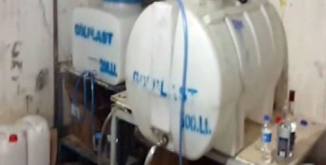 Bağcılar'da sahte içki operasyonu